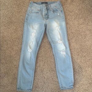 EUC Aeropostale High Rise Jegging with Distressed Details